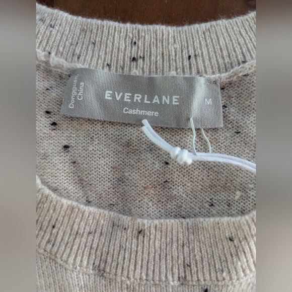 Everlane cashmere crewneck NWT size medium - Picture 5 of 14
